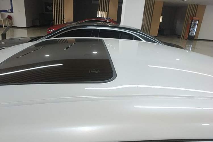 Used Lexus ES 2023 200 Excellence Edition Roof