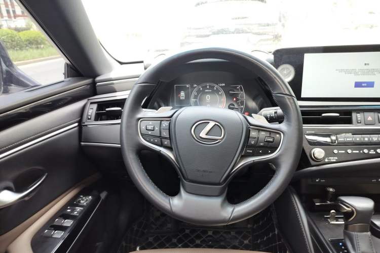 Used Lexus ES 2023 200 Excellence Edition Steering Wheel
