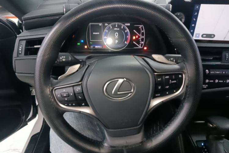 Used Lexus ES 2023 200 Excellence Edition Steering Wheel