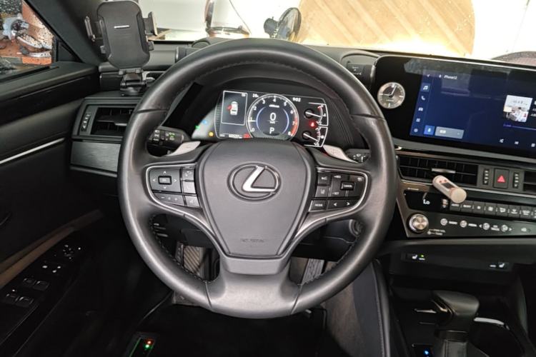 Used Lexus ES 2023 200 Excellence Edition Steering Wheel