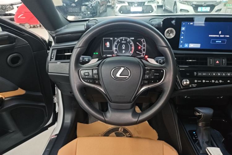 Used Lexus ES 2023 200 Excellence Edition Steering Wheel
