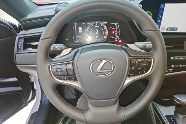 Used Lexus ES 2023 200 Excellence Edition Steering Wheel