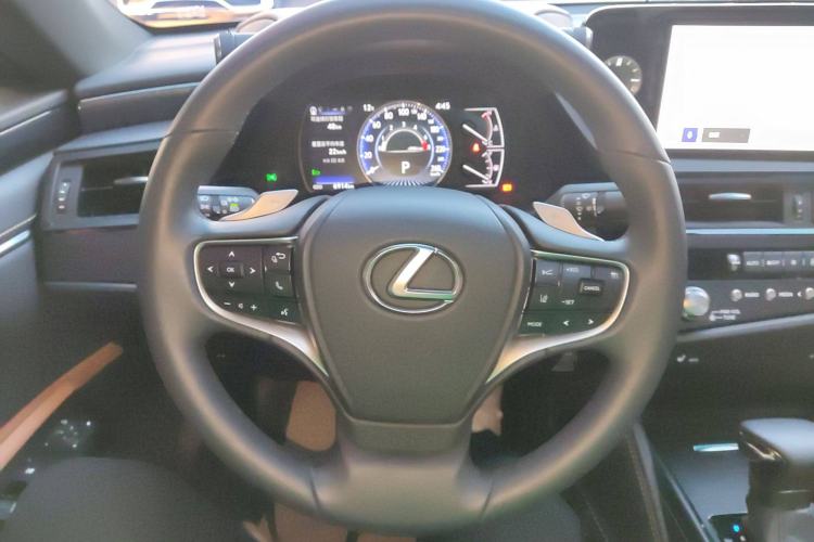 Used Lexus ES 2023 200 Excellence Edition Steering Wheel
