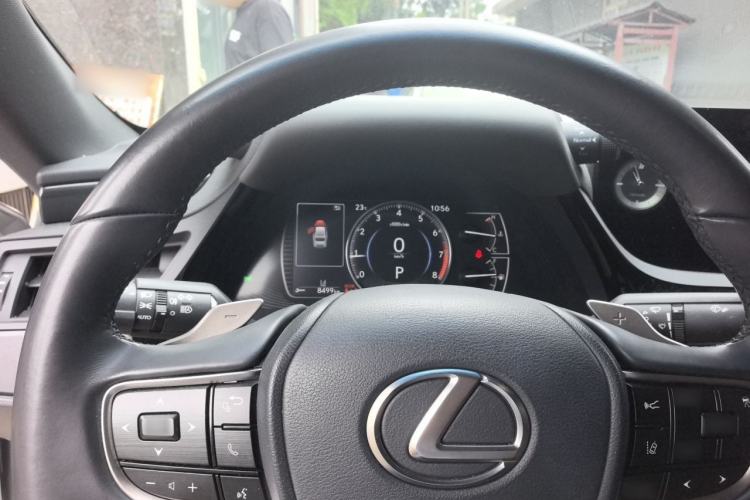 Used Lexus ES 2023 200 Excellence Edition Steering Wheel
