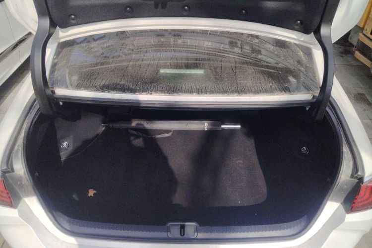 Used Lexus ES 2023 200 Excellence Edition Trunk
