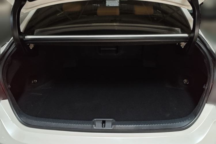 Used Lexus ES 2023 200 Luxury Edition Trunk