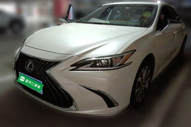 Used Lexus ES 2023 200 Excellence Edition