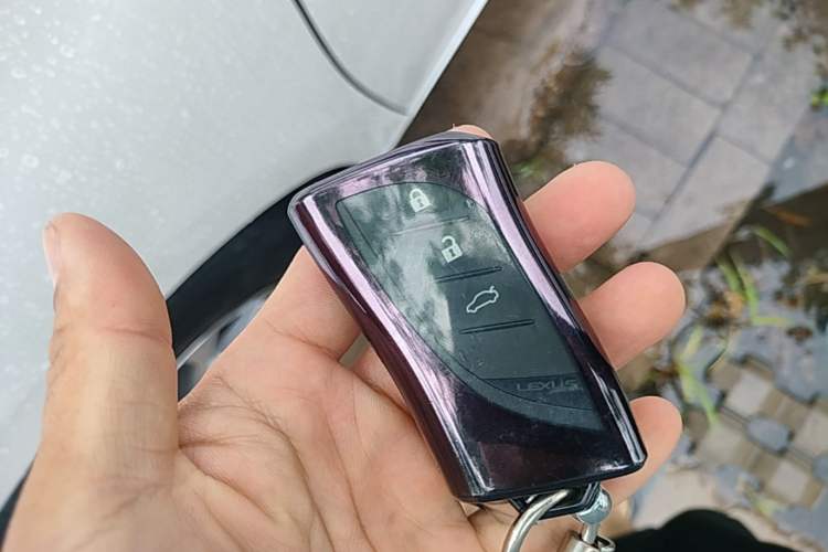 Used Lexus ES 2023 200 Excellence Edition Vehicle Key