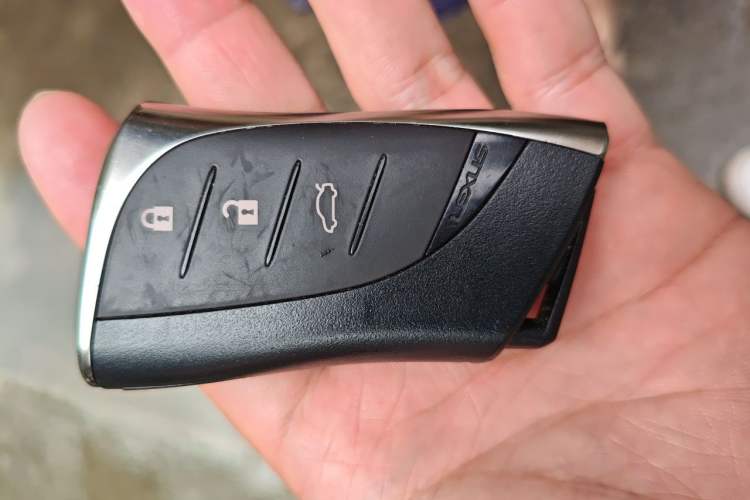Used Lexus ES 2023 260 Excellence Edition Vehicle Key