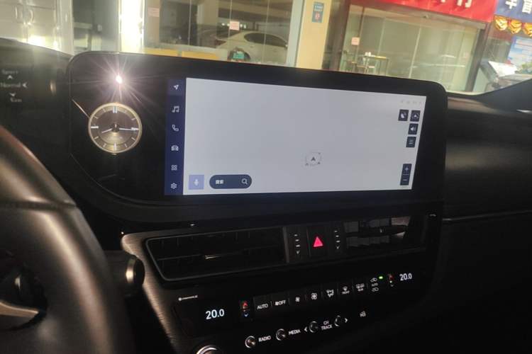 Used Lexus ES 2024 200 Premium Edition Audio And AC Panel