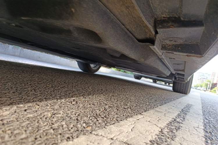 Used Lexus ES 2024 200 Premium Edition Chassis Front Left