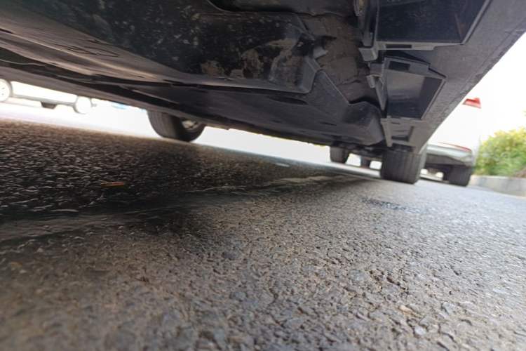 Used Lexus ES 2024 200 Premium Edition Chassis Rear Right