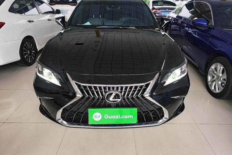 Used Lexus ES 2024 200 Premium Edition Front