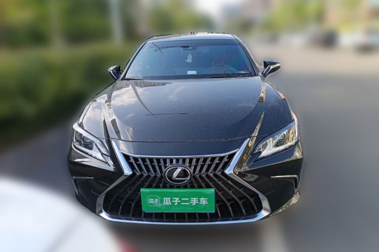 Used Lexus ES 2024 200 Premium Edition Front