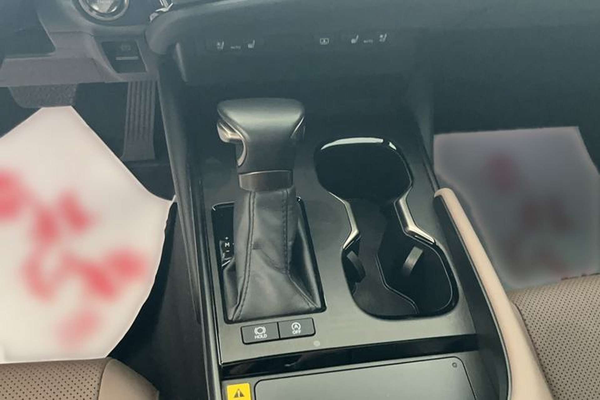 Used Lexus ES 2024 200 Premium Edition Gear Lever