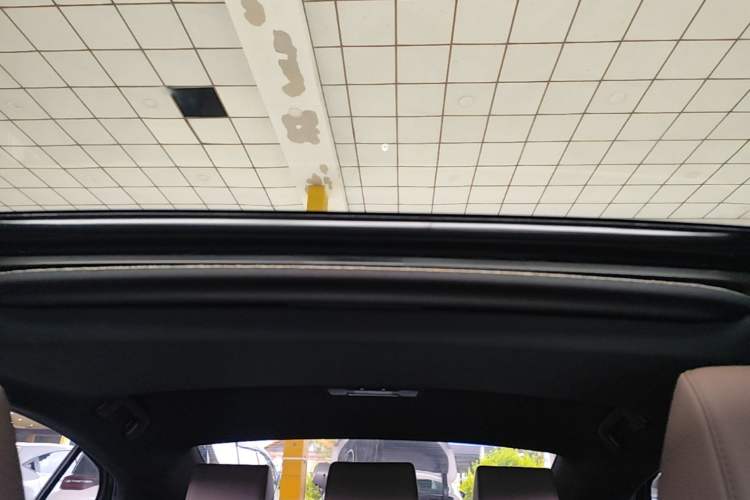 Used Lexus ES 2024 200 Premium Edition Headliner