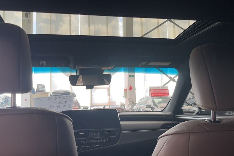 Used Lexus ES 2024 200 Premium Edition Headliner