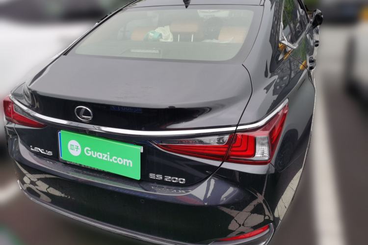 Used Lexus ES 2024 200 Premium Edition Rear