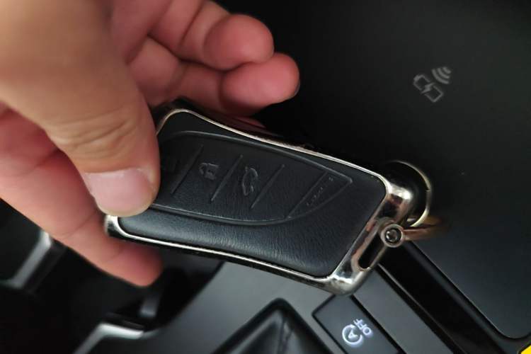 Used Lexus ES 2024 200 Premium Edition Vehicle Key