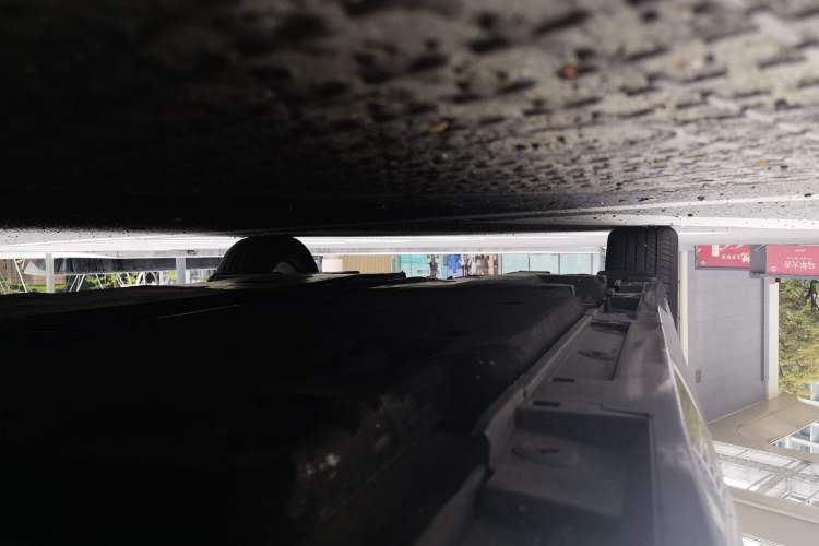 Used Lexus ES 2024 200 Premium Edition Chassis Front Right