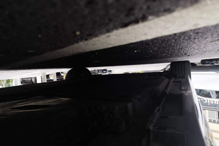 Used Lexus ES 2024 200 Premium Edition Chassis Rear Left