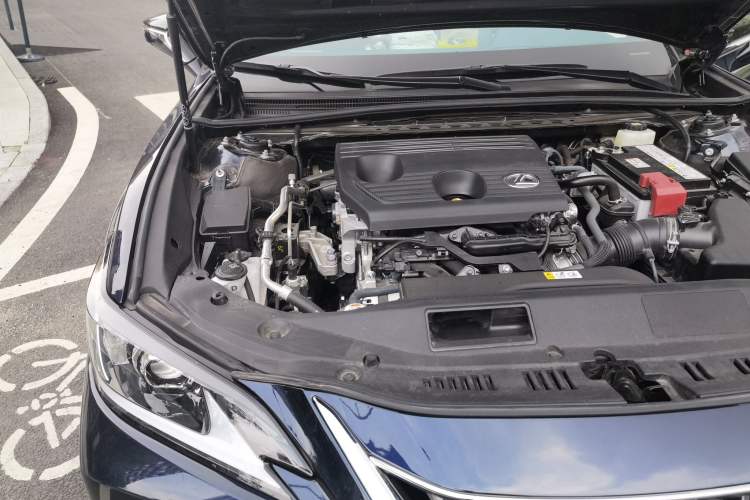 Used Lexus ES 2024 200 Premium Edition Engine Bay Right