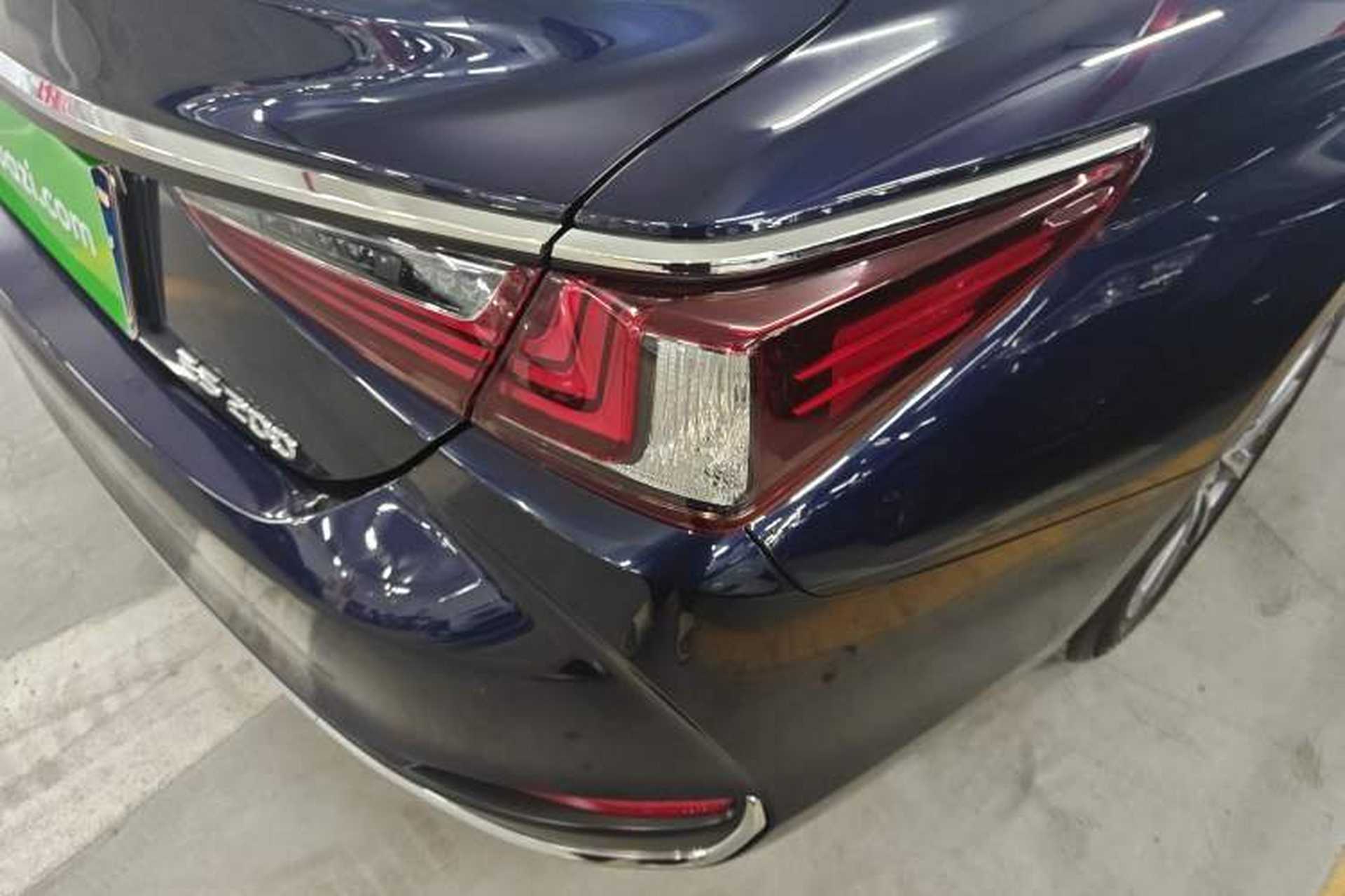 Used Lexus ES 2024 200 Premium Edition Exterior 6