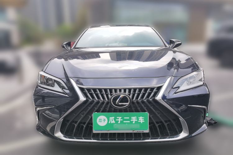 Used Lexus ES 2024 200 Premium Edition Front