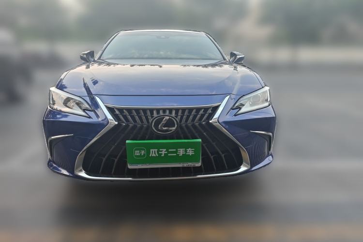 Used Lexus ES 2024 200 Premium Edition Front