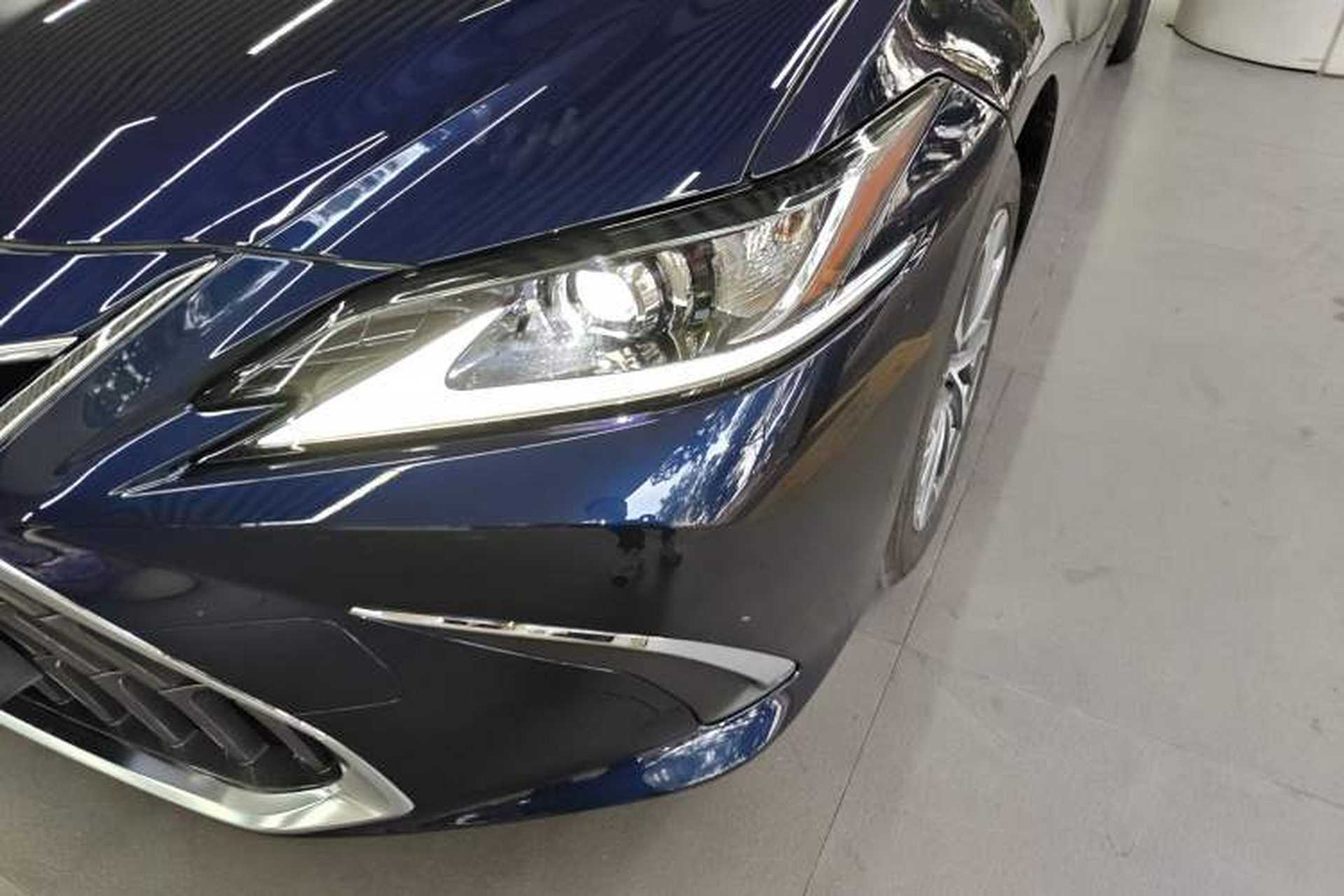 Used Lexus ES 2024 200 Premium Edition Left Front Headlight