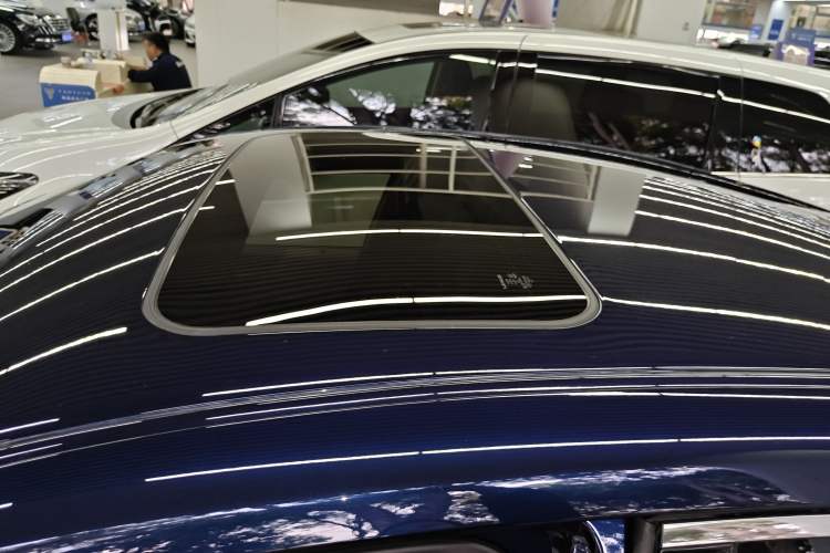 Used Lexus ES 2024 200 Premium Edition Roof