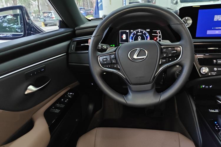 Used Lexus ES 2024 200 Premium Edition Steering Wheel