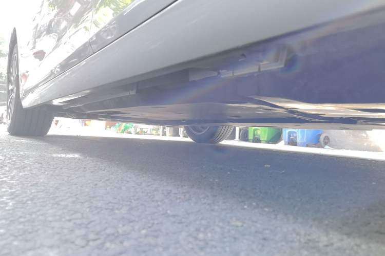 Used Lexus ES 2024 200 Premium Edition Chassis Rear Left