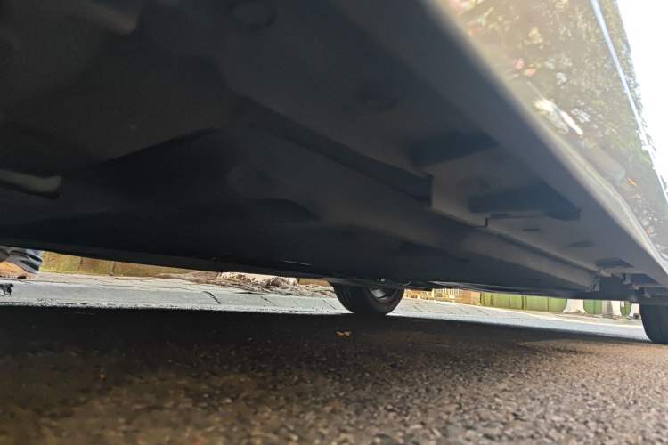 Used Lexus ES 2024 200 Premium Edition Chassis Front Left
