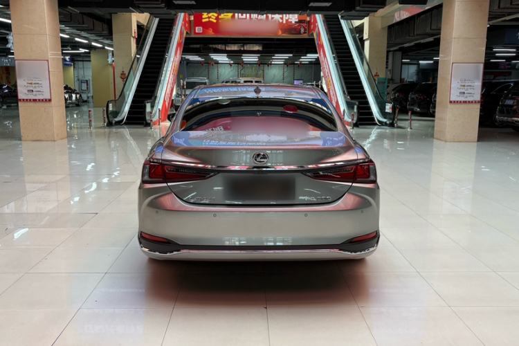 Used Lexus ES 2024 200 Premium Edition Exterior 2