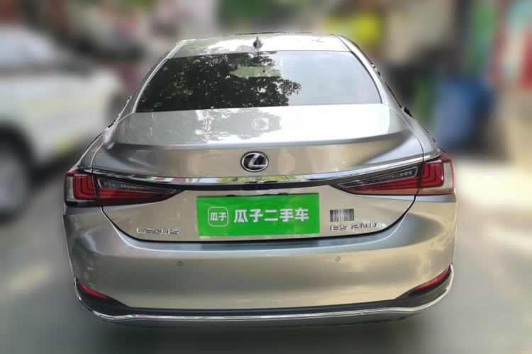 Used Lexus ES 2024 200 Premium Edition Exterior 4