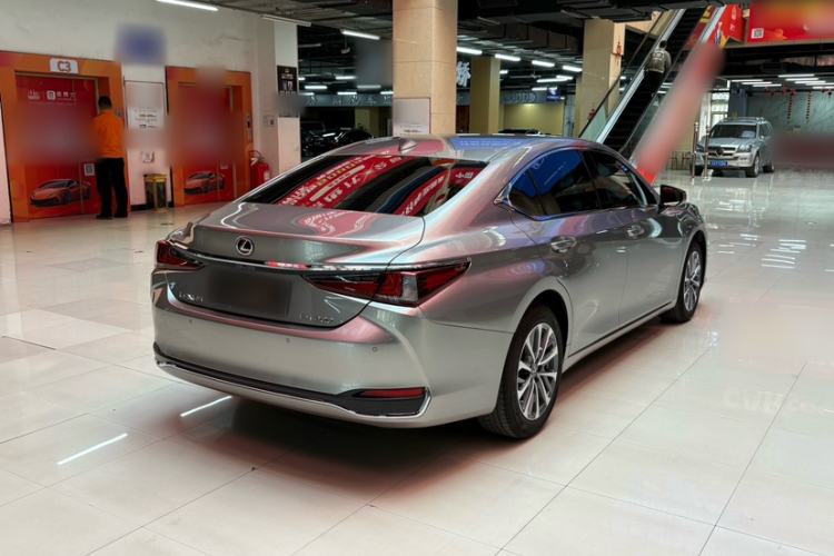 Used Lexus ES 2024 200 Premium Edition Exterior 5