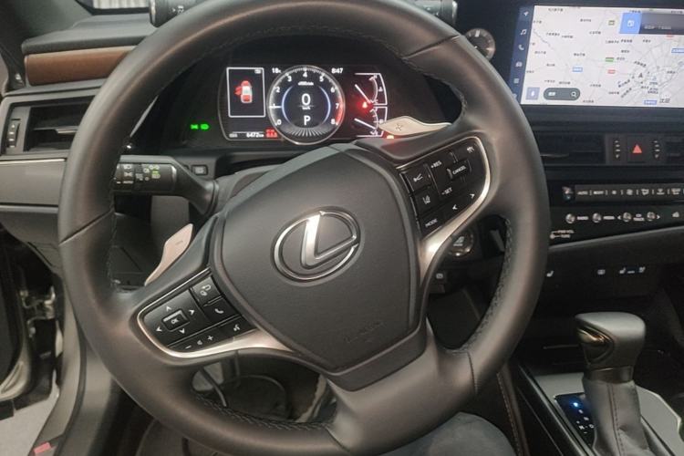 Used Lexus ES 2024 200 Premium Edition Steering Wheel