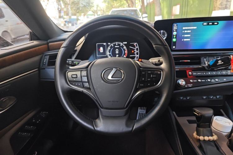 Used Lexus ES 2024 200 Premium Edition Steering Wheel