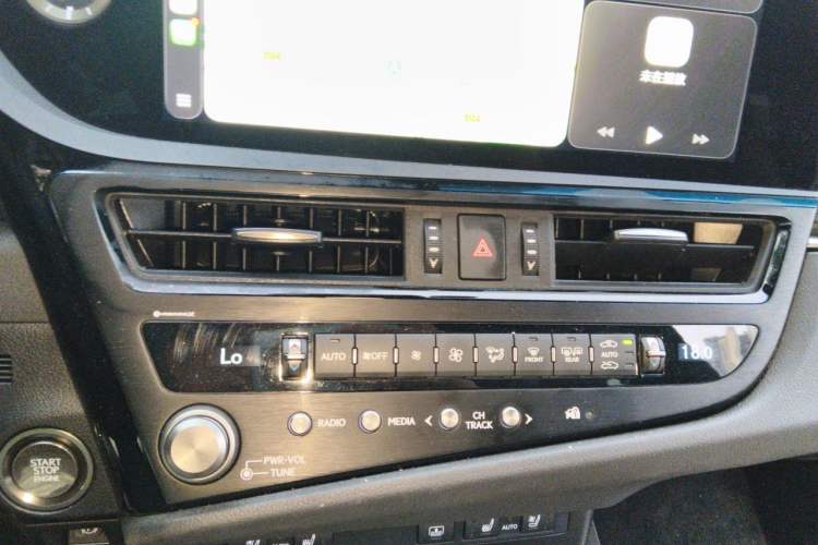 Used Lexus ES 2024 200 Premium Edition Audio And AC Panel