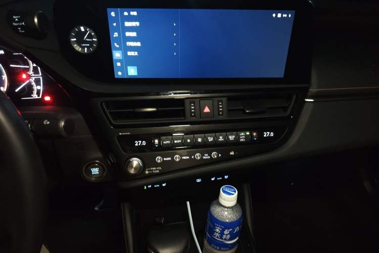 Used Lexus ES 2024 200 Premium Edition Audio And AC Panel