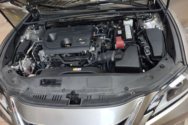 Used Lexus ES 2024 200 Premium Edition Engine Bay