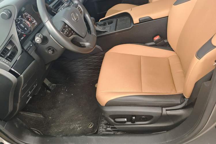Used Lexus ES 2024 200 Premium Edition Interior 1