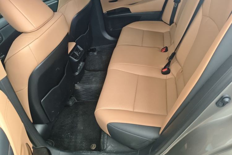 Used Lexus ES 2024 200 Premium Edition Interior 3