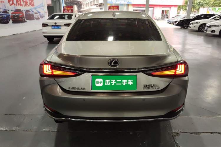 Used Lexus ES 2024 200 Premium Edition Rear