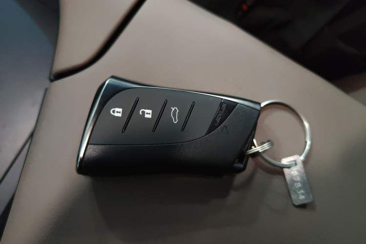Used Lexus ES 2024 200 Premium Edition Vehicle Key