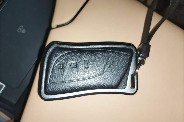 Used Lexus ES 2024 200 Premium Edition Vehicle Key