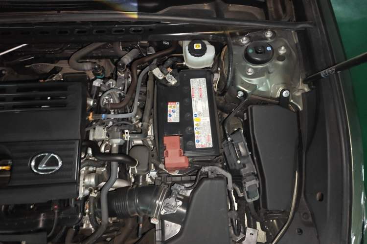 Used Lexus ES 2024 200 Premium Edition Engine Bay Left