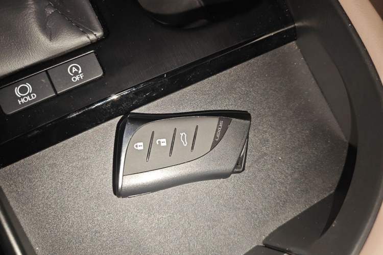 Used Lexus ES 2024 200 Premium Edition Vehicle Key
