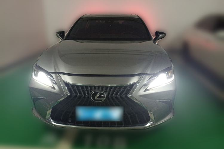 Used Lexus ES 2024 200 Premium Edition Front